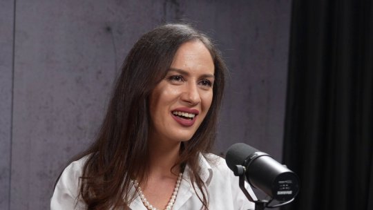 Simona Chiș explică rolul Art Advisor-ului: “Suntem intermediari culturali între artă și public”