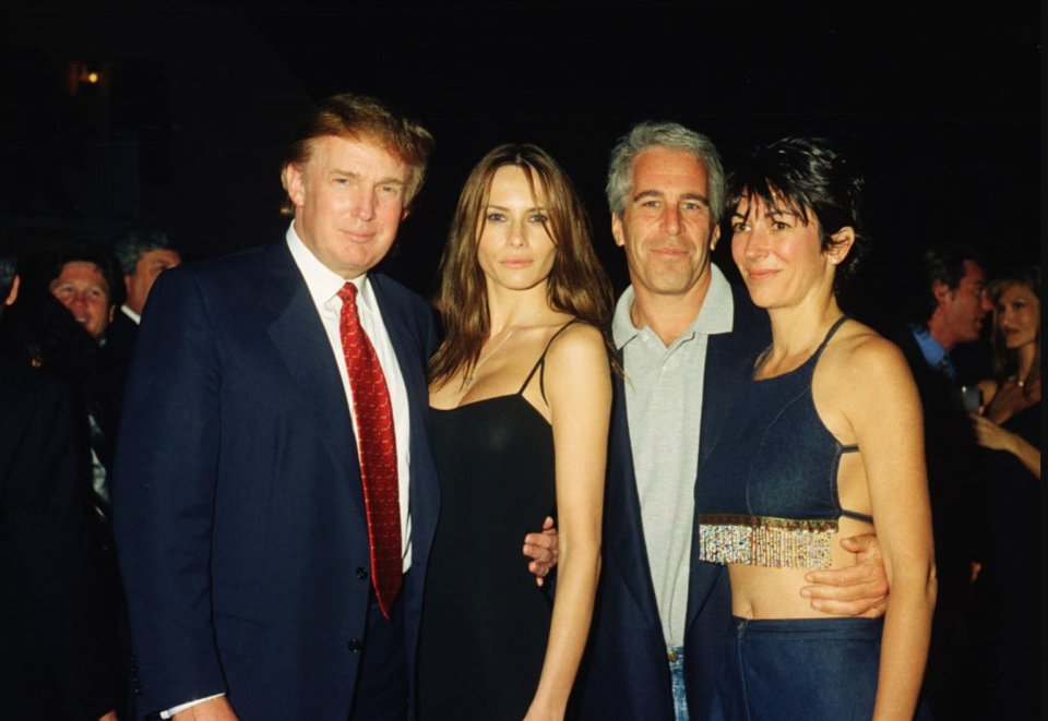 Donald Trump cu Melania Trump, alături de Jeffrey Epstein și Ghislaine Maxwell