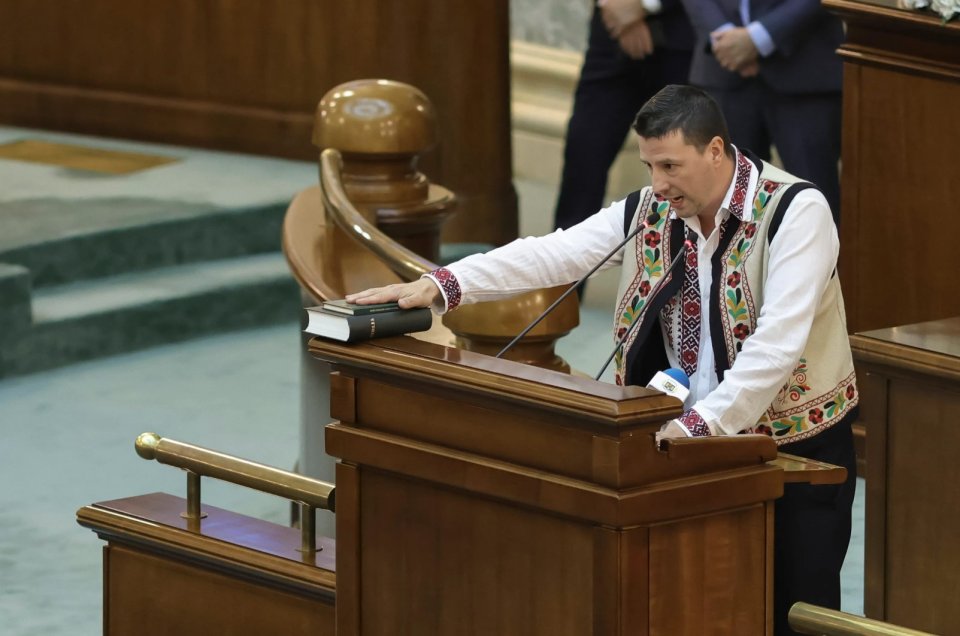 Gheorghe Daniel-Paul-Romeo, senatorul prins cu rucsacul furat