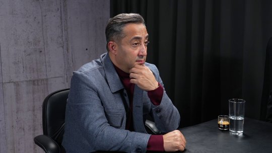 Gigel Păuneț dezvăluie cum rasismul l-a urmărit din copilărie până azi. Fondatorul shaormeriei Băneasa povestește în podcastul I AM MEDIA BUSINESS efectele reale ale discriminării