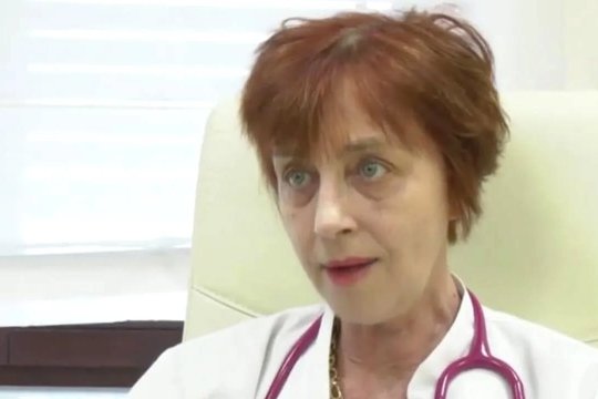 A murit Flavia Groșan. Medicul devenit cunoscut pentru afirmațiile controversate a pierdut lupta cu o boală gravă