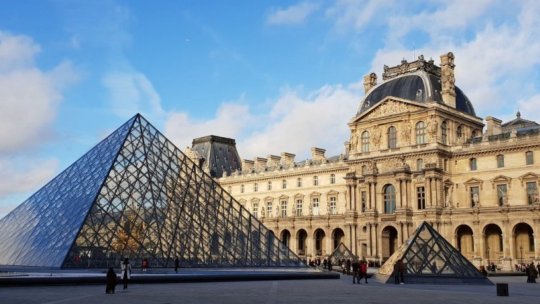 Ministrul francez de Interne, despre ancheta jafului de la Luvru: “Am mare încredere”