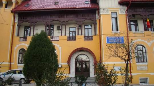 Alertă la Colegiul ”Grigore Cerchez” din București, pentru o posibilă scurgere de gaze. Elevii și profesorii au fost evacuați