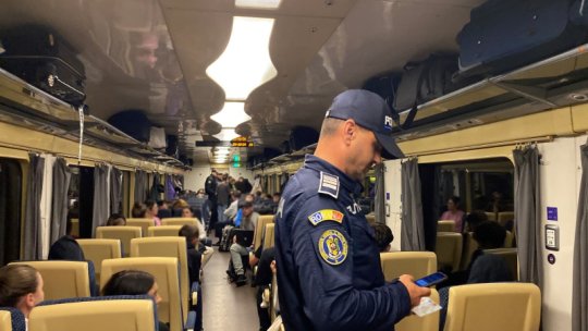 Tragedie la bordul trenului Iași–București. Un tânăr de 26 de ani a fost găsit spânzurat în toaleta vagonului. Poliția a deschis o anchetă