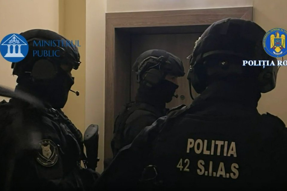 Poliția Română, în perchezițiile făcute de către procurori în dosarul Euroins