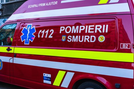 Tragedie în Timișoara: O fetiță de 10 ani, înjunghiată în somn de propria mamă. Femeia ar fi vrut să se răzbune