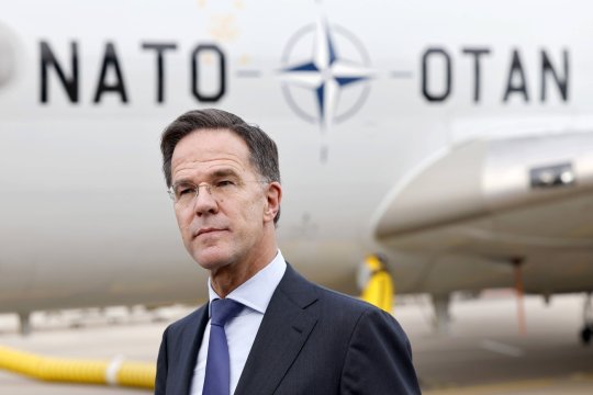 Mark Rutte, secretarul general NATO, avertizează: “Suntem cu toții pe flancul de est” / “Rusia rămâne o amenințare pe termen lung”, chiar și cu un potențial plan de pace