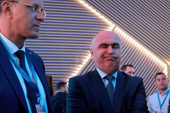 Ilie Bolojan reacționează în cazul CV-ului lui Ionuț Moșteanu. Ce spune premierul despre o eventuală demisie a ministrului Apărării