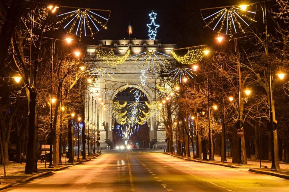 Luminițe festive în București