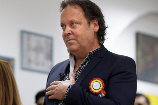 Britanicul care a promovat frumusețea României în toată lumea a devenit român cu acte în regulă