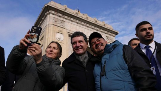 Nicușor Dan, după baia de mulțime de Ziua Națională: “Unii mi-au spus să am grijă de țară și de copii”