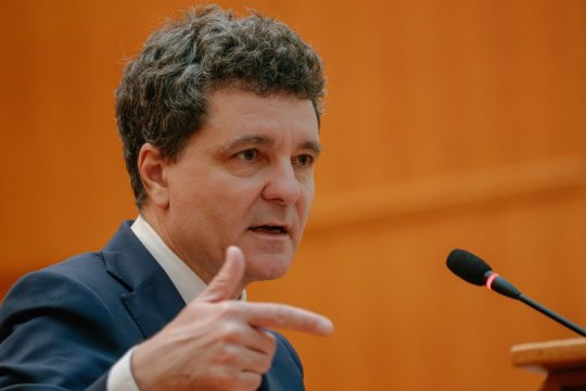 Nicușor Dan, la recepția de Ziua Națională: Trăim mai prost decât anul trecut. România este o țară coruptă. Sistemul de învățământ este slab spre foarte slab