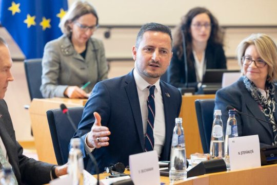 Cine sunt europarlamentarii români care au votat cel mai puțin în plenul de la Bruxelles. Nicu Ștefănuță vine cu explicații: ”Un astfel de clasament poate fi înșelător”