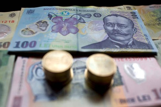 Salariul minim urcă cu 6,8% din iulie 2026. Ce se schimbă pentru angajați, firme și șoferi