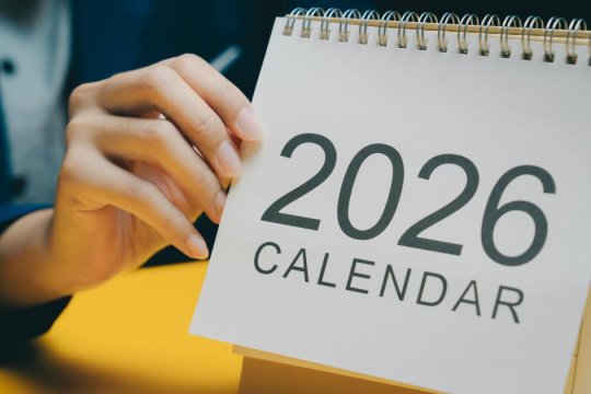 Românii pierd o zi liberă în 2026. Guvernul renunță la puntea dintre sărbători