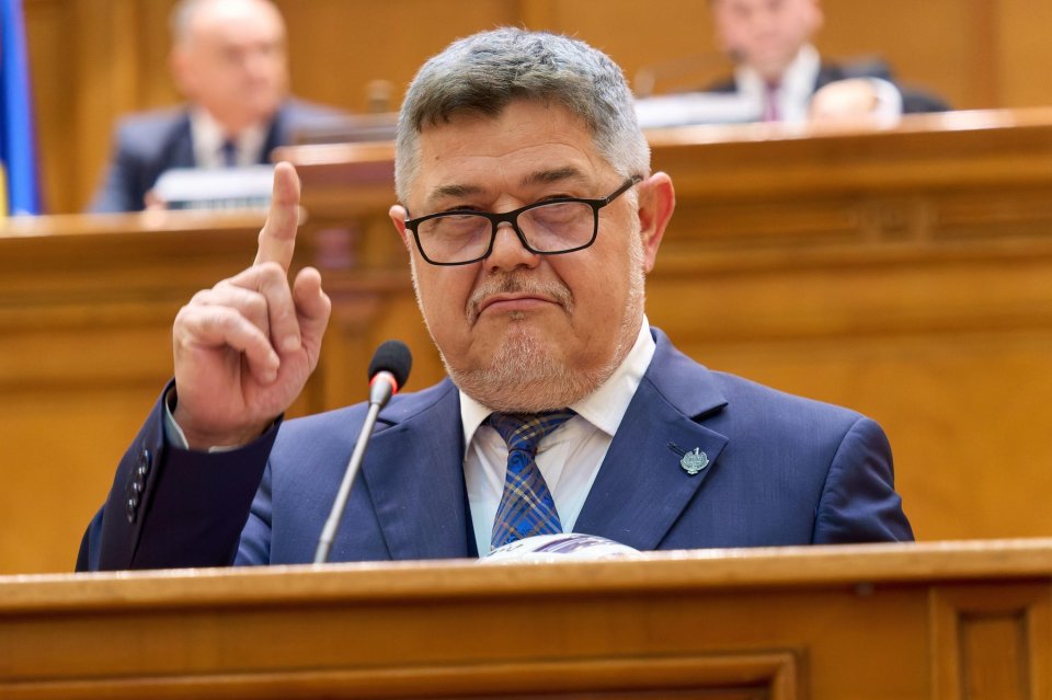 Senatorul Ninel Peia, liderul grupului parlamentar PACE