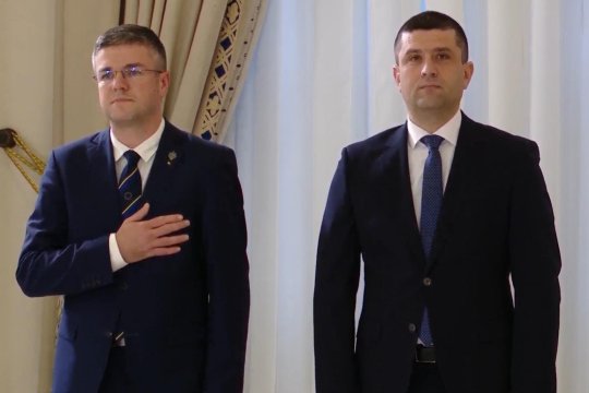 Radu Miruță și Irineu Darău, noii miniștri ai Apărării și Economiei, au depus jurământul la Cotroceni. Ceremonie restrânsă, doar cu premierul Bolojan prezent