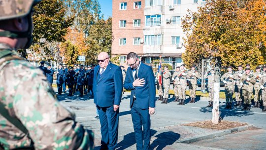 Prefectul și subprefectul de Olt au fost puși sub control judiciar, pentru că au tras cu arme Kalașnikov într-un poligon al Armatei