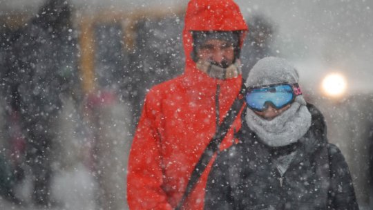 Meteorologii au actualizat prognoza: viscol și vânt puternic în aproape toată țara, de sâmbătă seară până luni