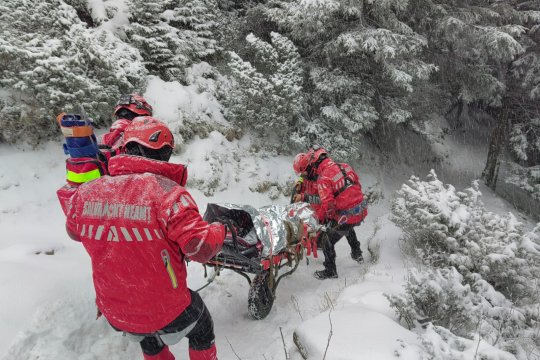 Aproape 30 de persoane au fost salvate de pe munte în ultimele 24 de ore