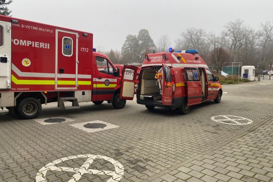 Aproape 500 de incendii în minivacanța de Crăciun. Zeci de localități din 21 de județe au fost afectate de ninsori și viscol