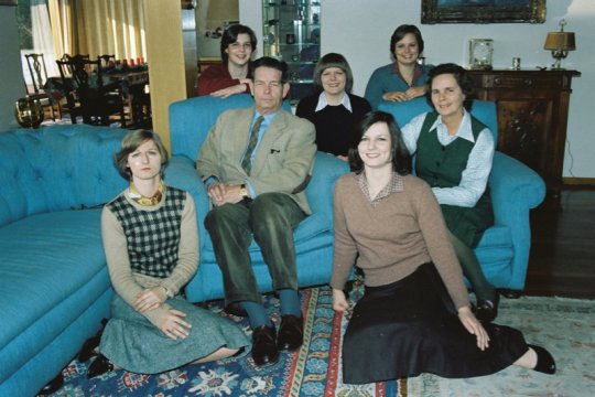 Revelionul la Curtea Regală a României, așa cum nu se mai vede astăzi. Imagini de epocă cu Familia Regală