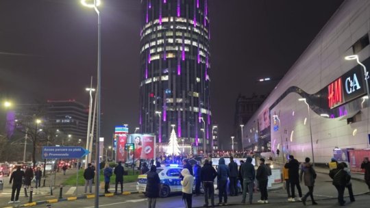 UPDATE | Mall-ul Promenada, evacuat miercuri seară după un incendiu la un panou electric