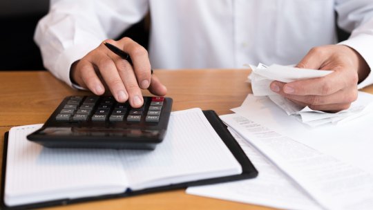 Lista taxelor care cresc de la 1 ianuarie 2026. Pentru ce vei plăti mai mult imediat după Revelion