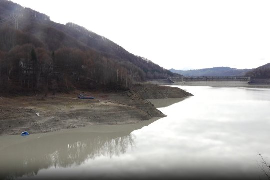 Criza apei din Prahova: Apele Române admit “o parte de vină” și recunosc deficiențe majore de comunicare