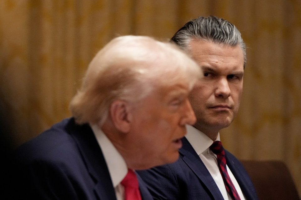 Donald Trump, președintele SUA și Pete Hegseth, secretarul Apărării