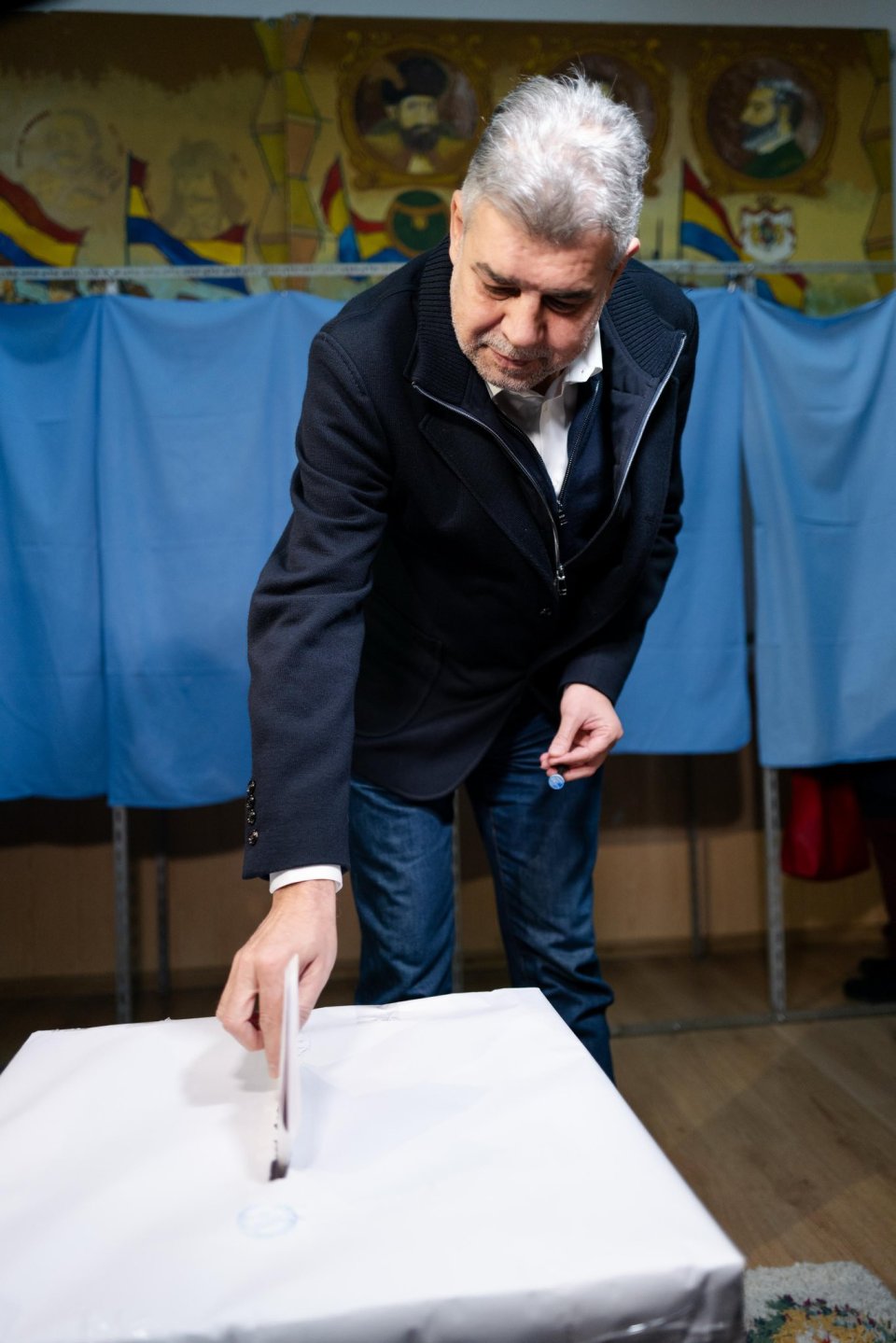 Marcel Ciolacu a votat la Buzău