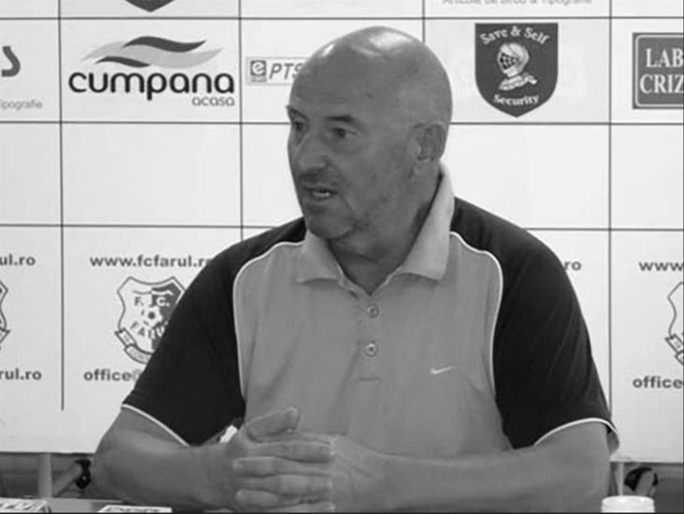 Antrenorul Ioan Sdrobiș