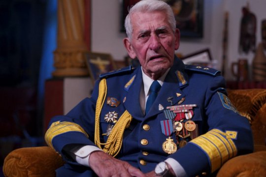 A murit Radu Theodoru, la 101 ani. Generalul, acuzat anul trecut de trădare, a fost un susținător vocal al mișcărilor radicale