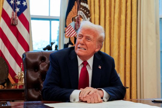 Donald Trump taie în carne vie. 20 de judecători din SUA au fost concediați, fără preaviz