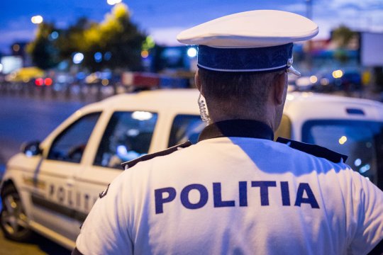 Ce măsuri au luat autoritățile împotriva mamei care și-a aruncat copilul într-o cadă cu zăpadă. Provocarea de pe TikTok a costat-o mult