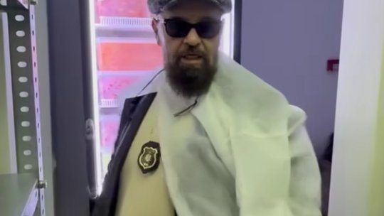 ANPC a dat amenzi de aproape 1 milion de lei după descoperirea lui Piedone: ”Aici sunt păianjeni! Uite, mai și mișcă!”