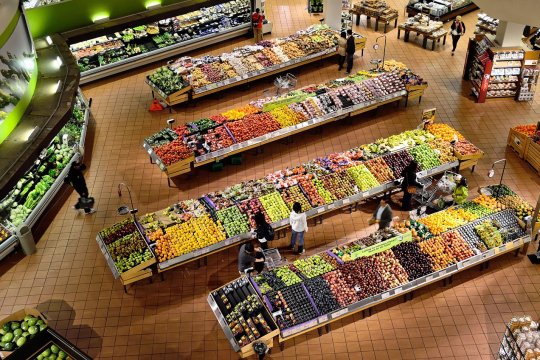 Ce program vor avea magazinele de Paște 2025? Când va fi deschis la LIDL, Kaufland, Carrefour sau Mega Image