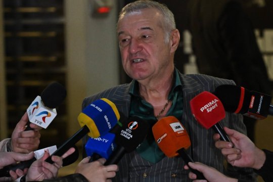 Fiica lui Gigi Becali este terorizată de un necunoscut. Alexandra a cerut ordin de protecție