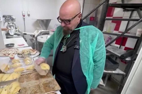 Piedone a făcut verificări la o stână de lângă București. Ce a găsit acolo președintele ANPC