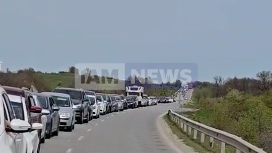 Cozi kilometrice la vama dintre Bulgaria și Turcia. Timpul de așteptare este mai mare de două ore, ce spun autoritățile