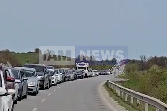 Cozi kilometrice la vama dintre Bulgaria și Turcia. Timpul de așteptare este mai mare de două ore, ce spun autoritățile
