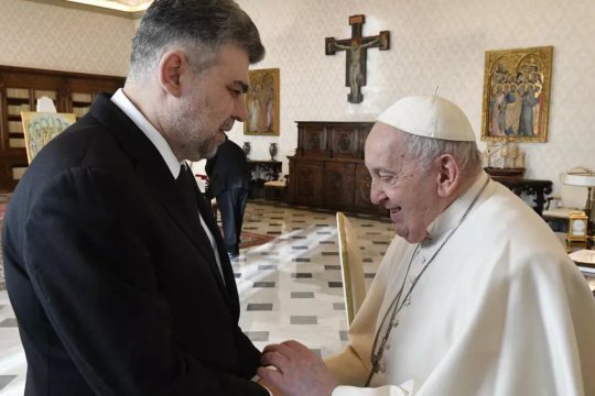 Ce i-a cerut Papa Francisc lui Marcel Ciolacu, la Vatican. Cele două dorințe