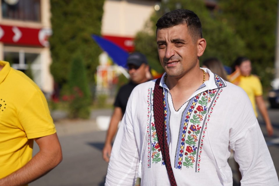Tensiuni la întâlnirea lui George Simion cu românii din Londra