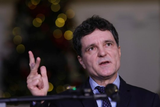 George Simion a refuzat confruntarea cu oponentul său! Ce declarații a făcut Nicușor Dan în dezbaterea electorală din această seară