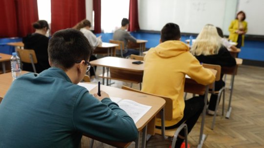 Anunțul ministrului Educației pentru elevii de clasa a VIII-a. Ar putea da examen la mai multe materii la Evaluarea Națională