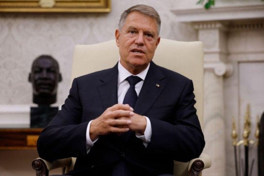 Klaus Iohannis, marele absent de la ceremonia de învestire a lui Nicușor Dan. Ce spun sursele parlamentare