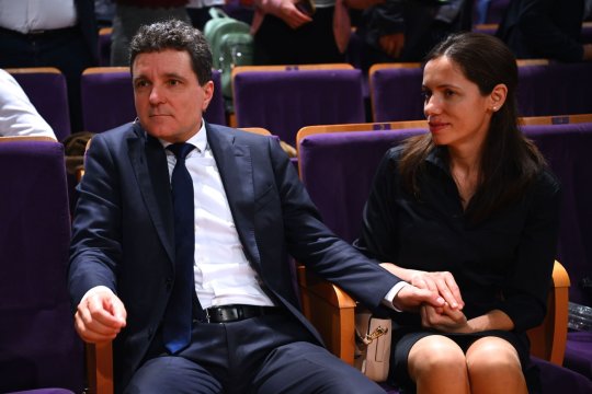 Nicușor Dan face senzație printre vecini. Ce obicei are președintele României în fiecare dimineață