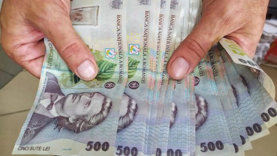 Cheltuielile de personal ale României, peste pragul de 10 % din PIB. Ministerul Finanţelor caută soluţii înainte de creşterea taxelor