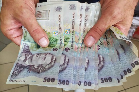 Cheltuielile de personal ale României, peste pragul de 10 % din PIB. Ministerul Finanţelor caută soluţii înainte de creşterea taxelor