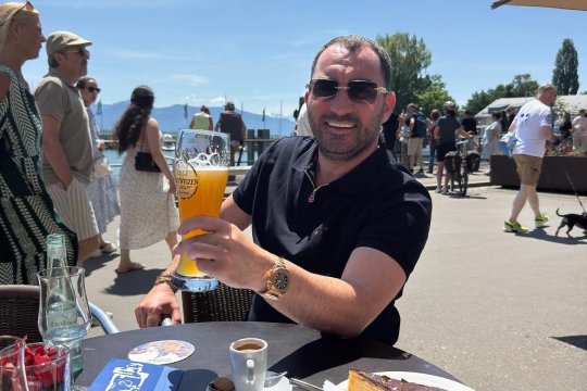 Pescobar face un gest extraordinar pentru elevii de clasa a XII-a. Suma uriașă pe care patronul ”Tavernei Racilor” le-o dă celor care iau 10 pe linie